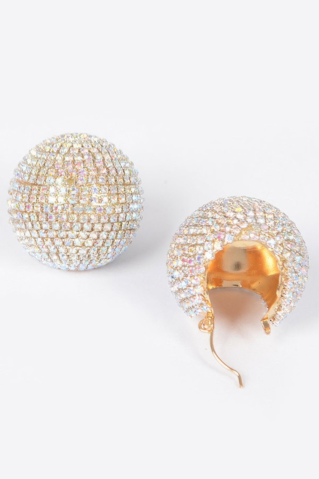  BRYANT Polished Rhinestone Round Earrings: NYFW BYMANYC ® New York  NYC Wholesale Boutique Inventory - No MOQ & Ready to Ship