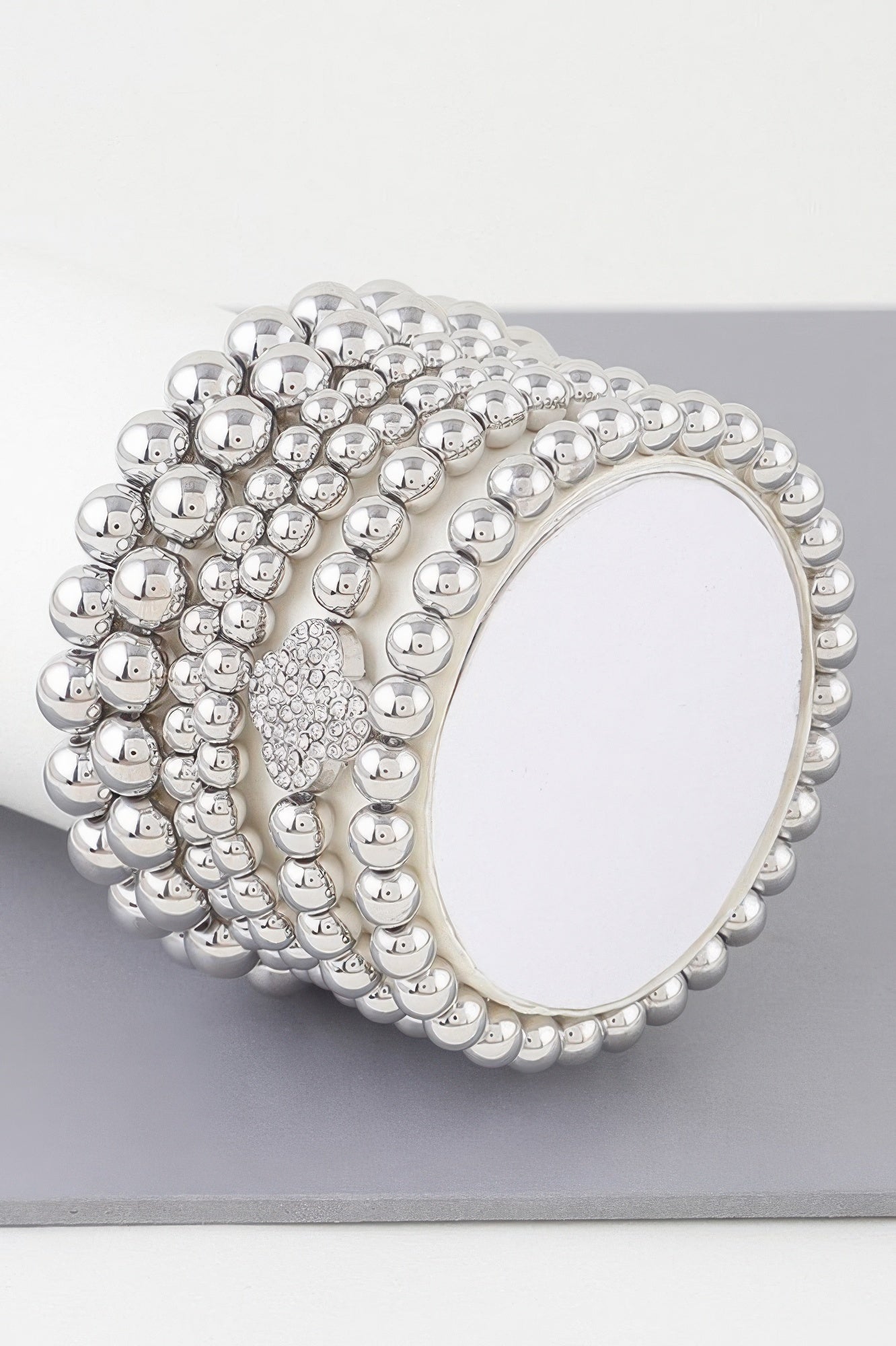  Bejeweled Clove Bead Bracelet - New Collection PARIS LE MARAIS - BYMANYC ® New York  NYC Wholesale Boutique Inventory - No MOQ & Ready to Ship