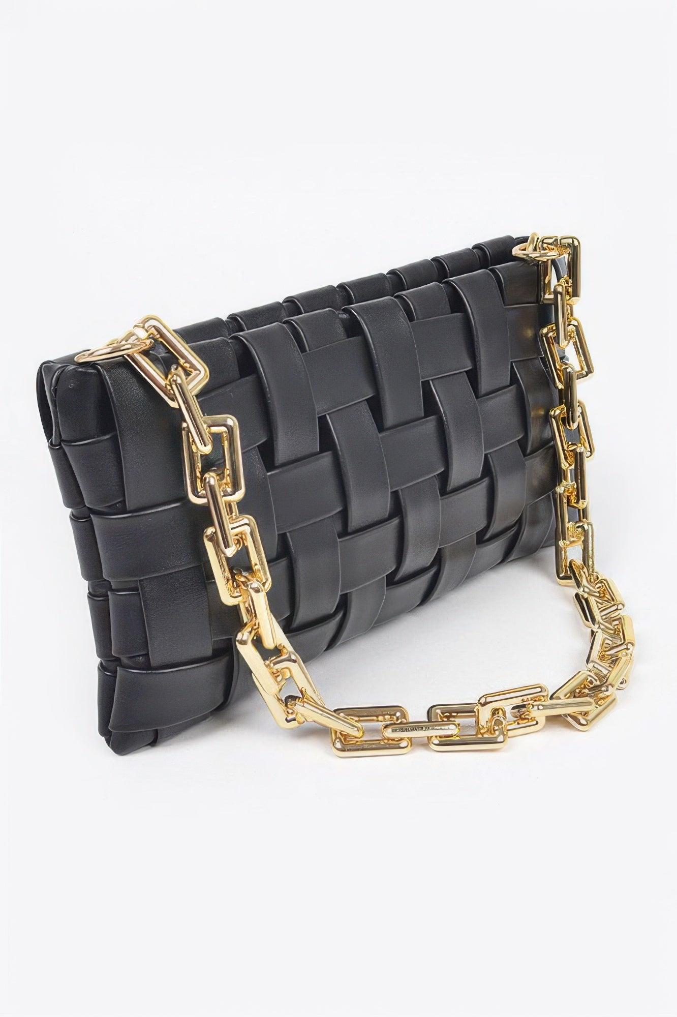  MALIBU Braided Chain Crossbody - New Collection Los Angeles - BYMANYC ® New York  NYC Wholesale Boutique Inventory - No MOQ & Ready to Ship