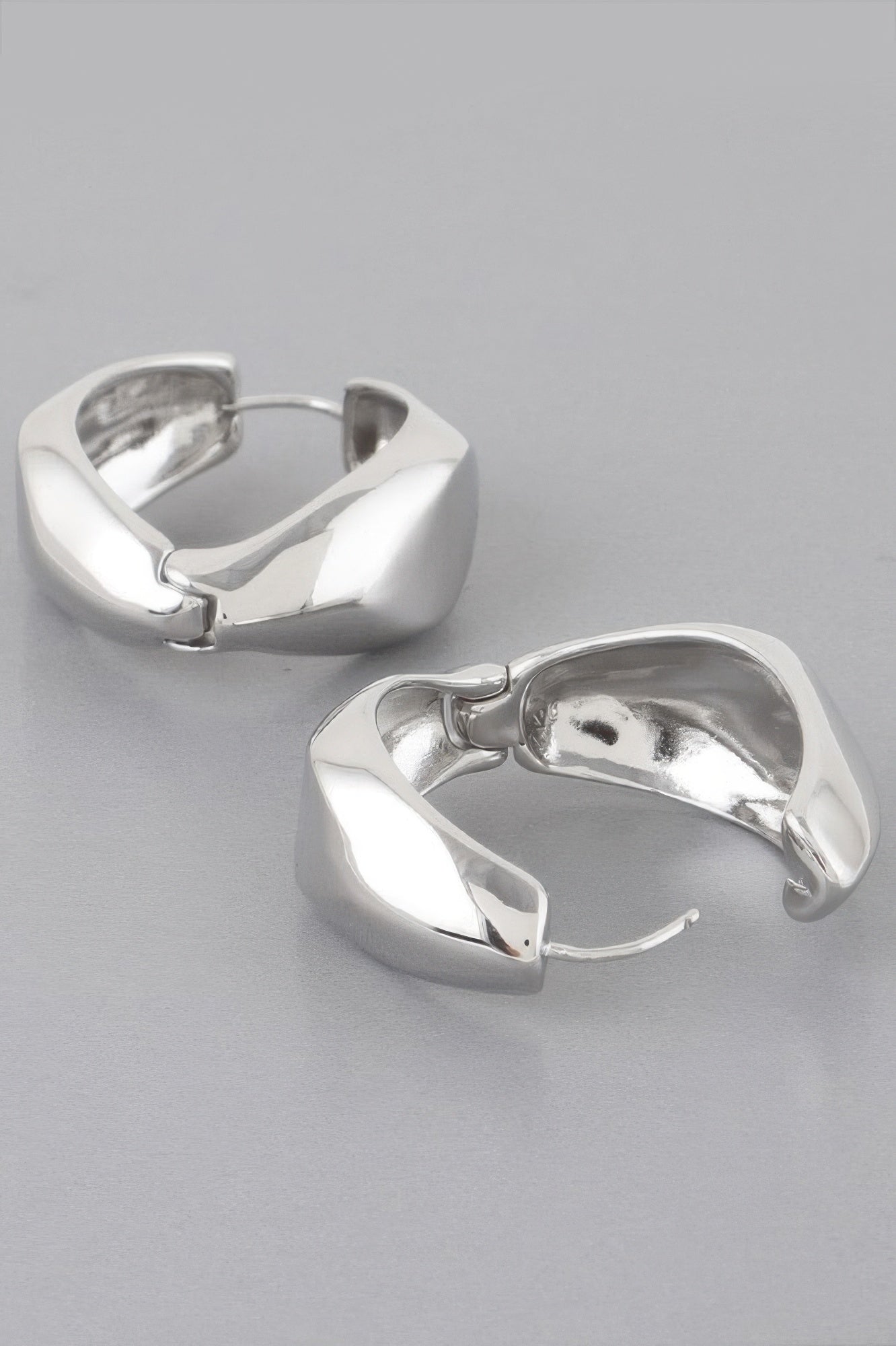  MEATPACKING Abstract Edge Hoop Earrings: NYFW BYMANYC ® New York  NYC Wholesale Boutique Inventory - No MOQ & Ready to Ship