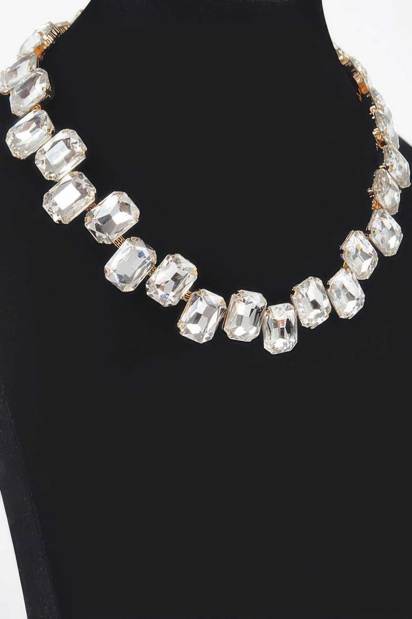  Stone Necklace | Classic Minimalist BYMANYC ® New York Style  NYC Wholesale Boutique Inventory - No MOQ & Ready to Ship