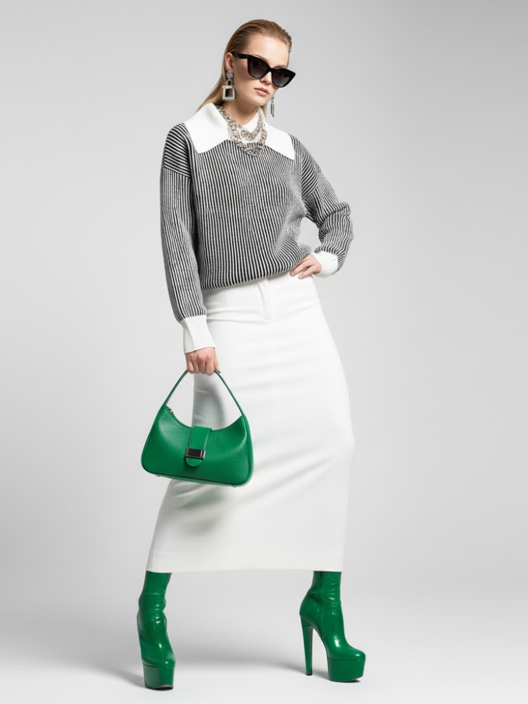  Striped Knit Sweater with Contrast Collar PETER PAN: New Colección COUTURE in NOLITA - BYMANYC ® New York  NYC Wholesale Boutique Inventory - No MOQ & Ready to Ship