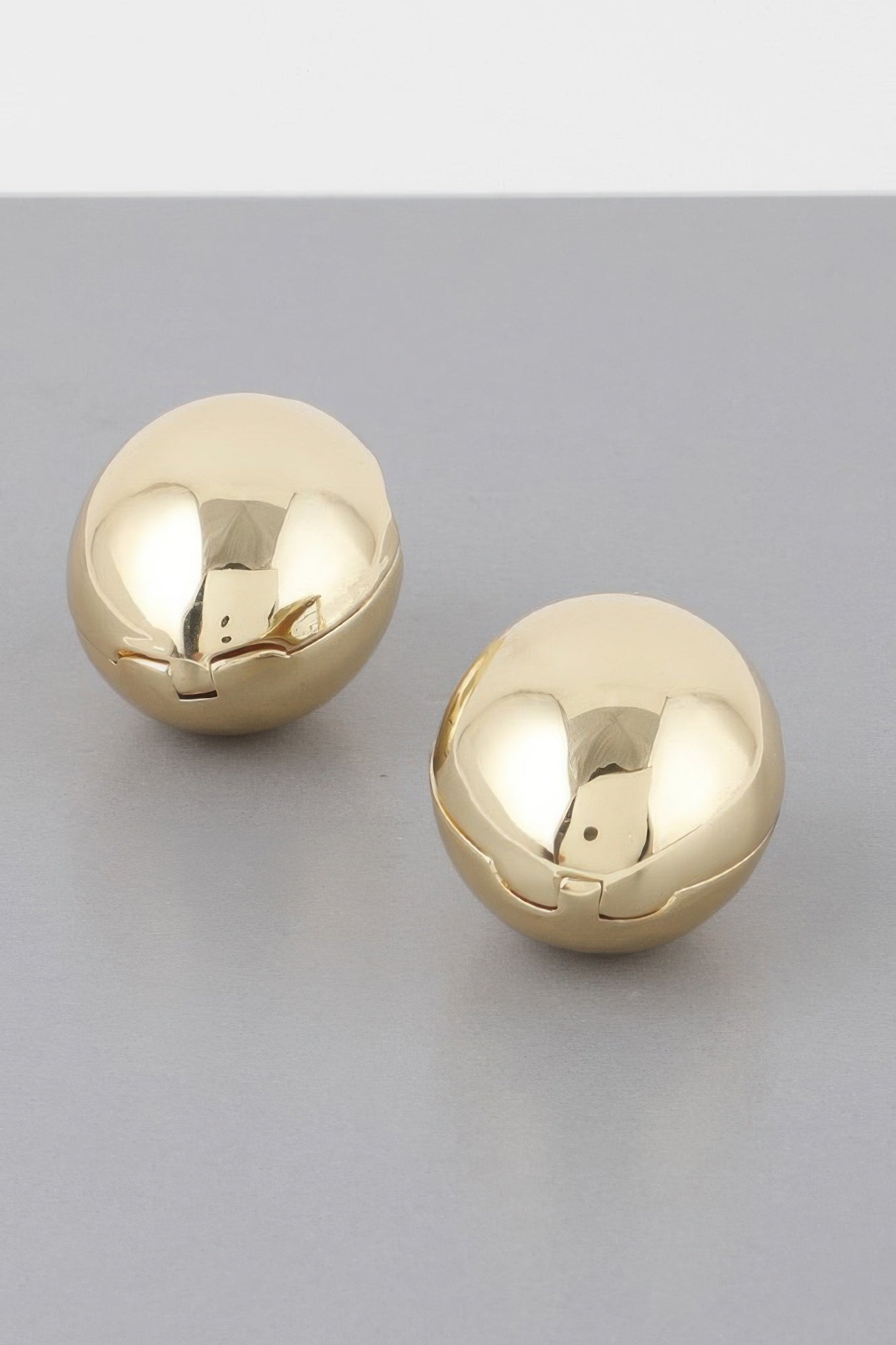  TRIBECA Empty Shell Clasp Earrings: NYFW BYMANYC ® New York  NYC Wholesale Boutique Inventory - No MOQ & Ready to Ship