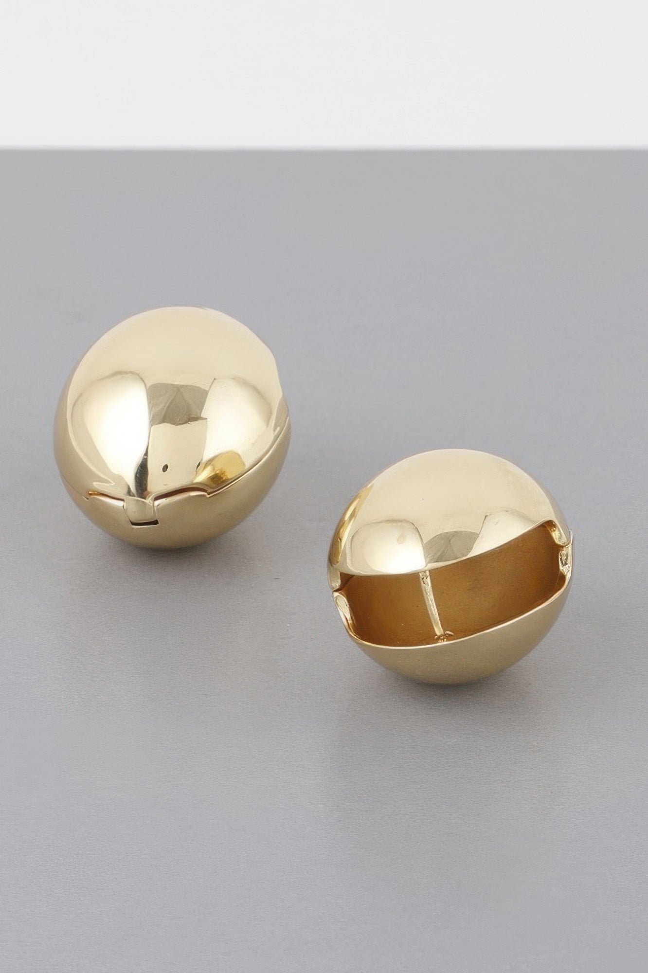  TRIBECA Empty Shell Clasp Earrings: NYFW BYMANYC ® New York  NYC Wholesale Boutique Inventory - No MOQ & Ready to Ship
