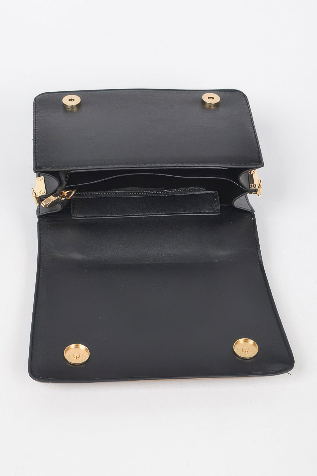  WOMEN'S BAG • new collection CHELSEA Pleated BYMANYC ® New York  NYC Wholesale Boutique Inventory - No MOQ & Ready to Ship
