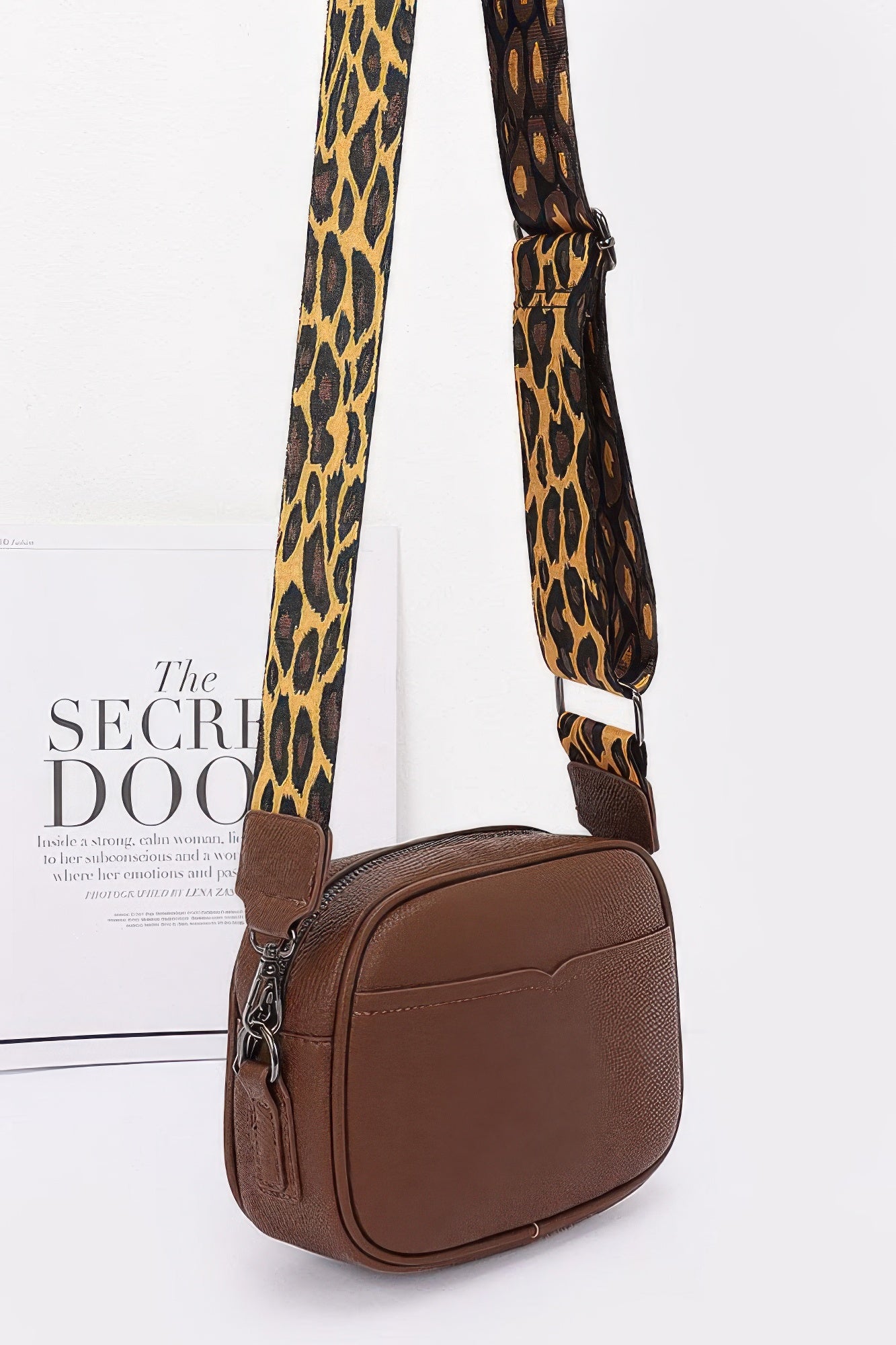  WOMEN'S CAMERA BAG TRIBECA New Collection WALL STREET BYMANYC ® New York  NYC Wholesale Boutique Inventory - No MOQ & Ready to Ship