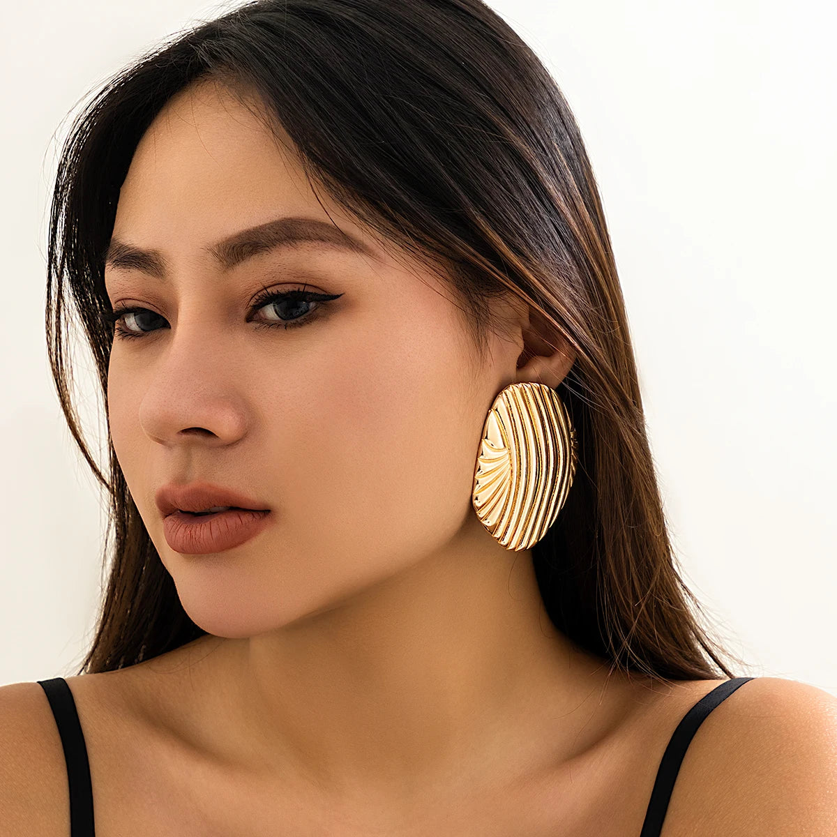  WOMEN'S EARRINGS Gold Color MADISON - BYMANYC ® New York  NYC Wholesale Boutique Inventory - No MOQ & Ready to Ship