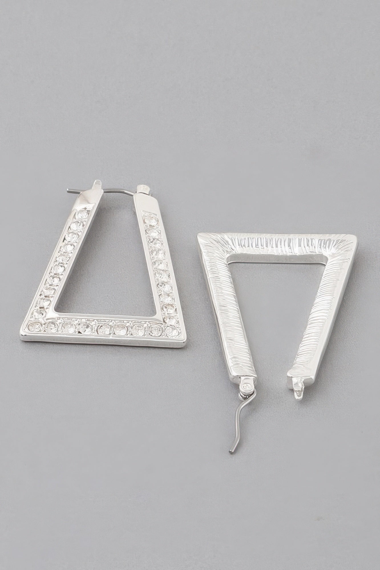  WOMEN'S EARRINGS PARIS LE MARAIS LUXEMBOURG - BYMANYC ® New York  NYC Wholesale Boutique Inventory - No MOQ & Ready to Ship