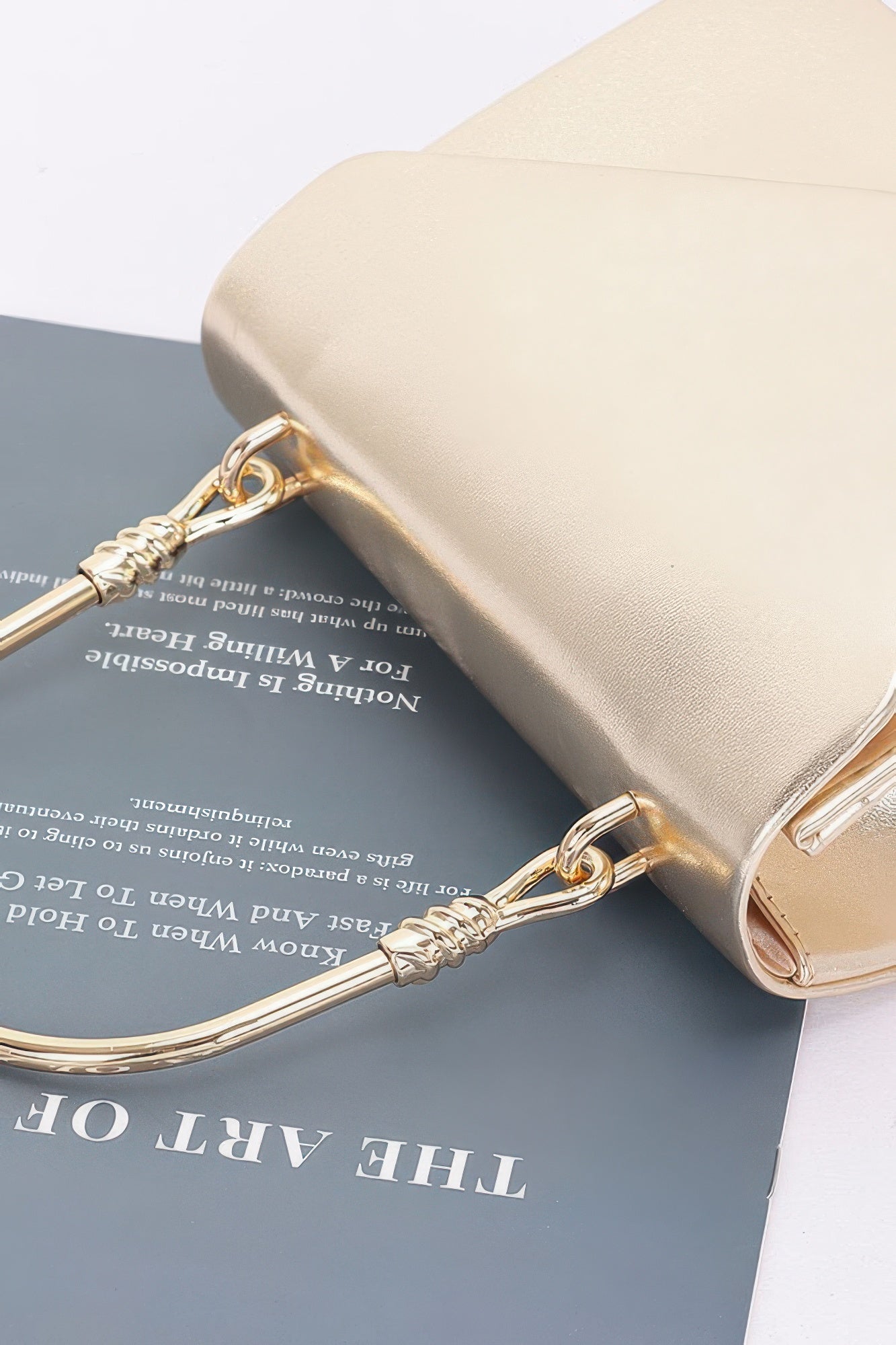  WOMEN'S METALLIC BAG FIFTH AVENUE New Collection BYMANYC ® New York  NYC Wholesale Boutique Inventory - No MOQ & Ready to Ship