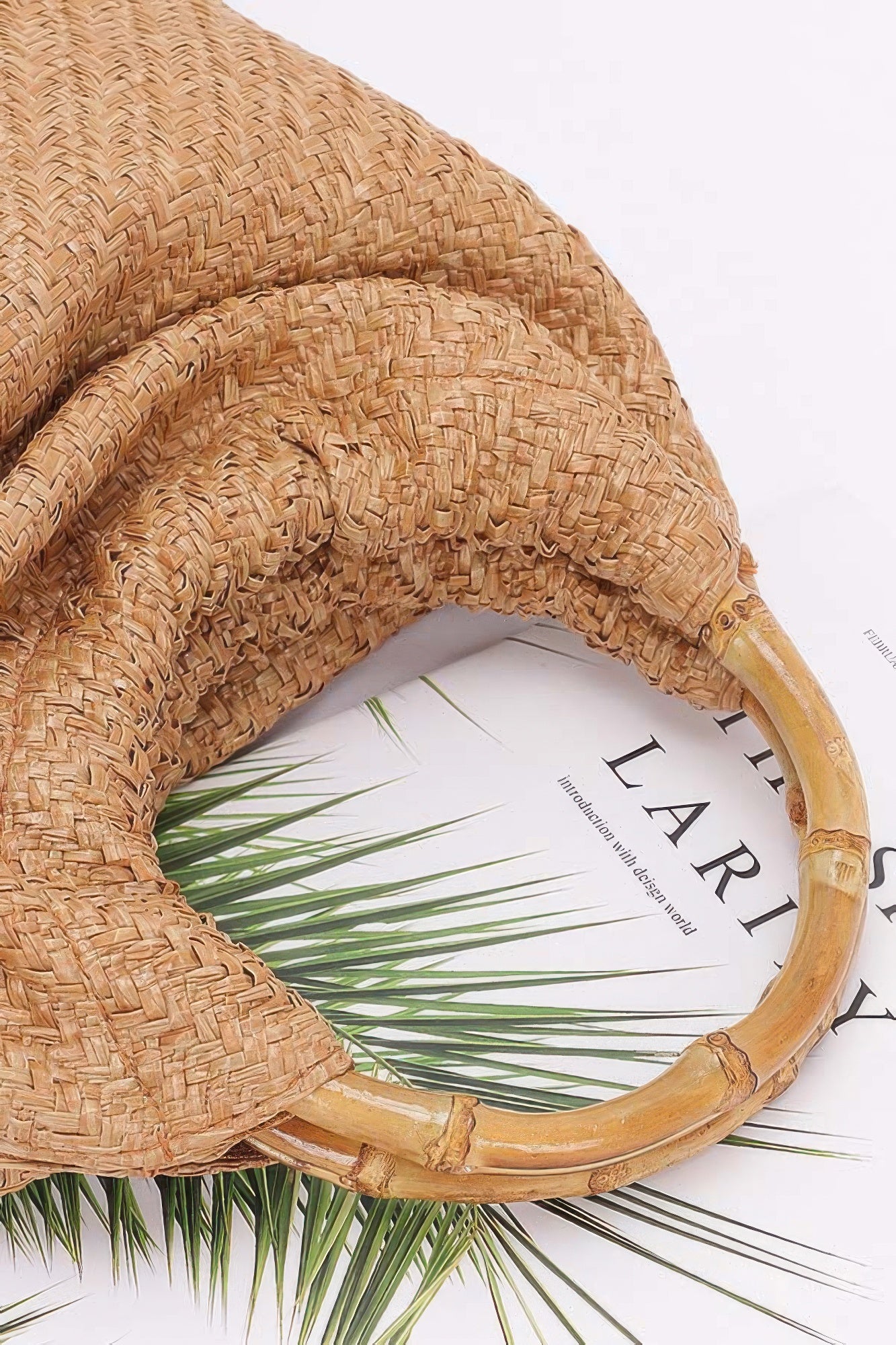  WOMEN'S STRAW BAG CHELSEA New Collection WALL STREET BYMANYC ® New York  NYC Wholesale Boutique Inventory - No MOQ & Ready to Ship