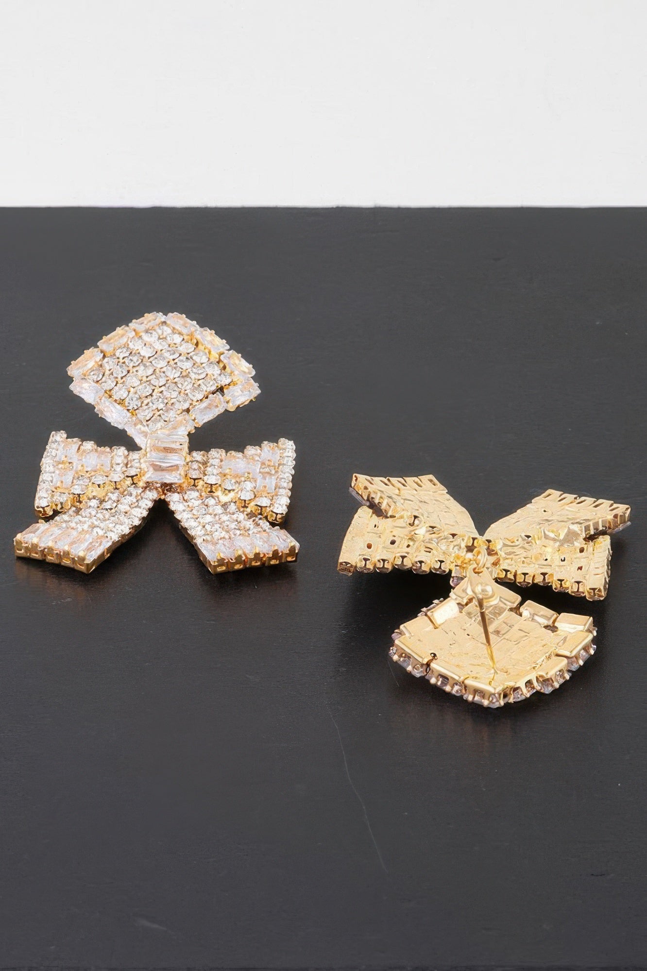  Women's Earrings CENTRAL PARK New Collection Prêt-à-Porter BYMANYC ® New York  NYC Wholesale Boutique Inventory - No MOQ & Ready to Ship