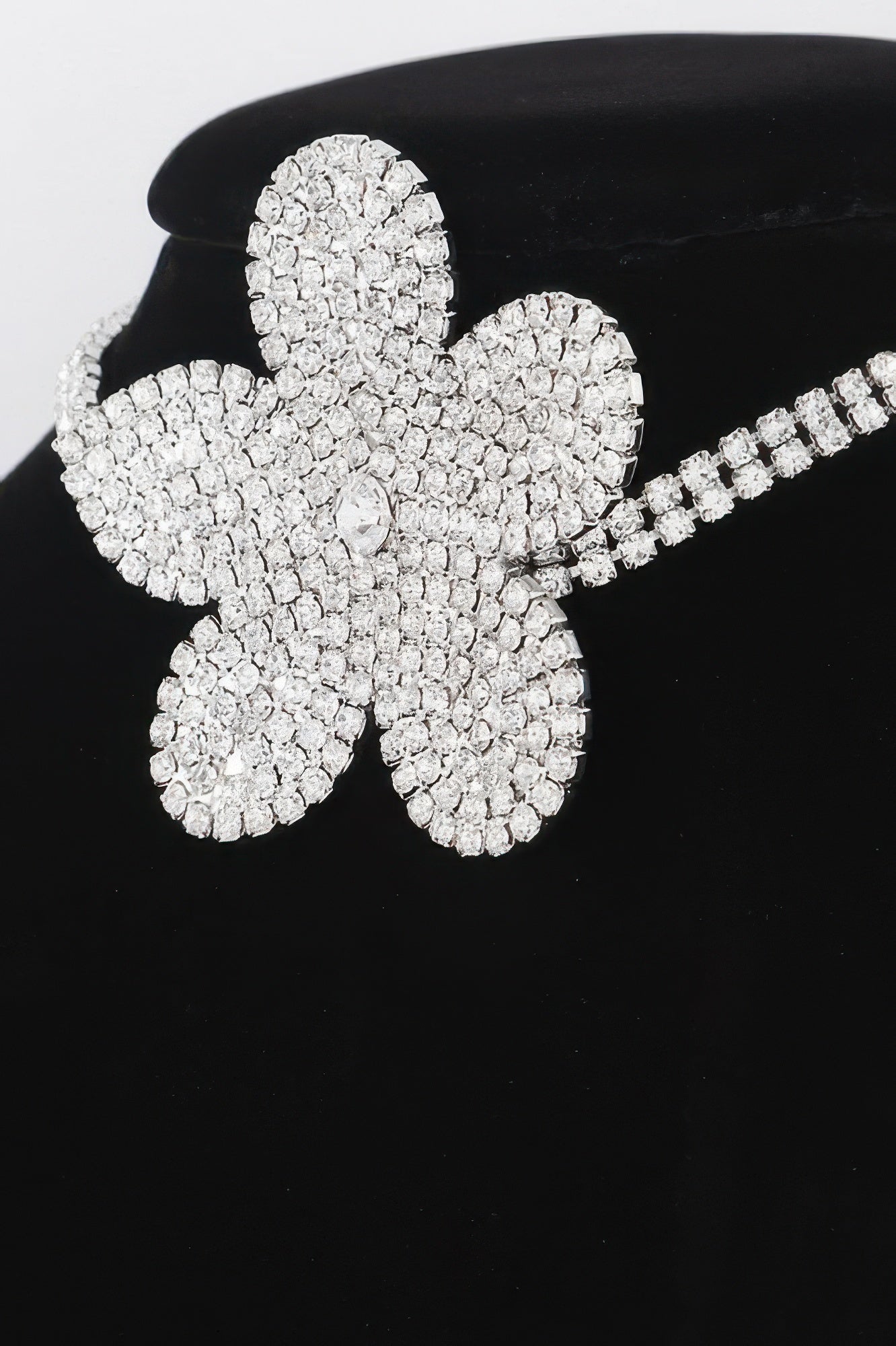  Women's Necklace BRYANT New Collection Prêt-à-Porter BYMANYC ® New York  NYC Wholesale Boutique Inventory - No MOQ & Ready to Ship