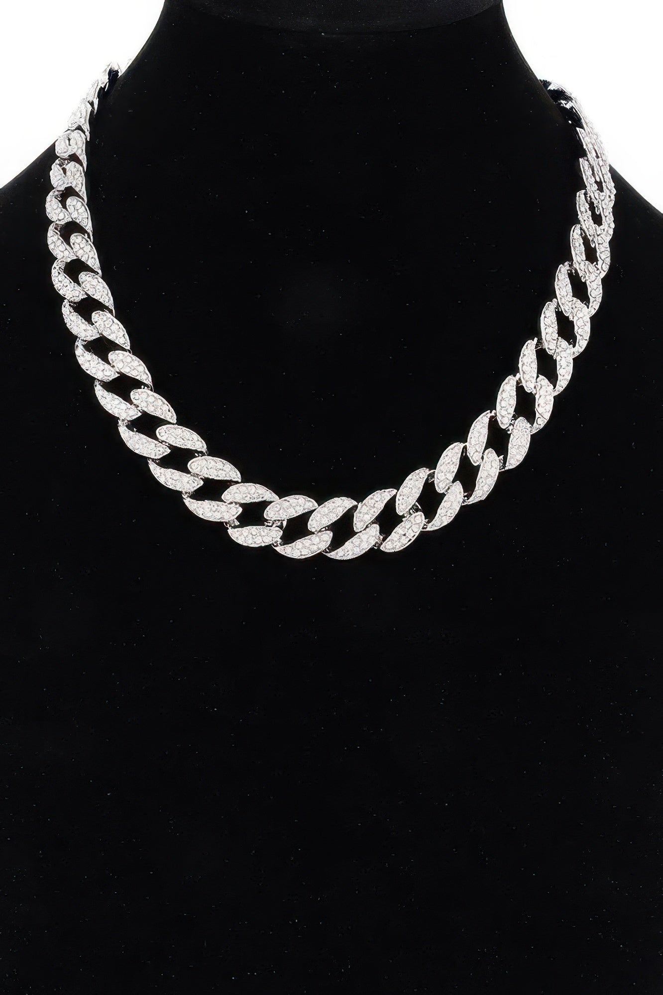  Women's Necklace HELL'S KITCHEN New Collection Prêt-à-Porter BYMANYC ® New York  NYC Wholesale Boutique Inventory - No MOQ & Ready to Ship