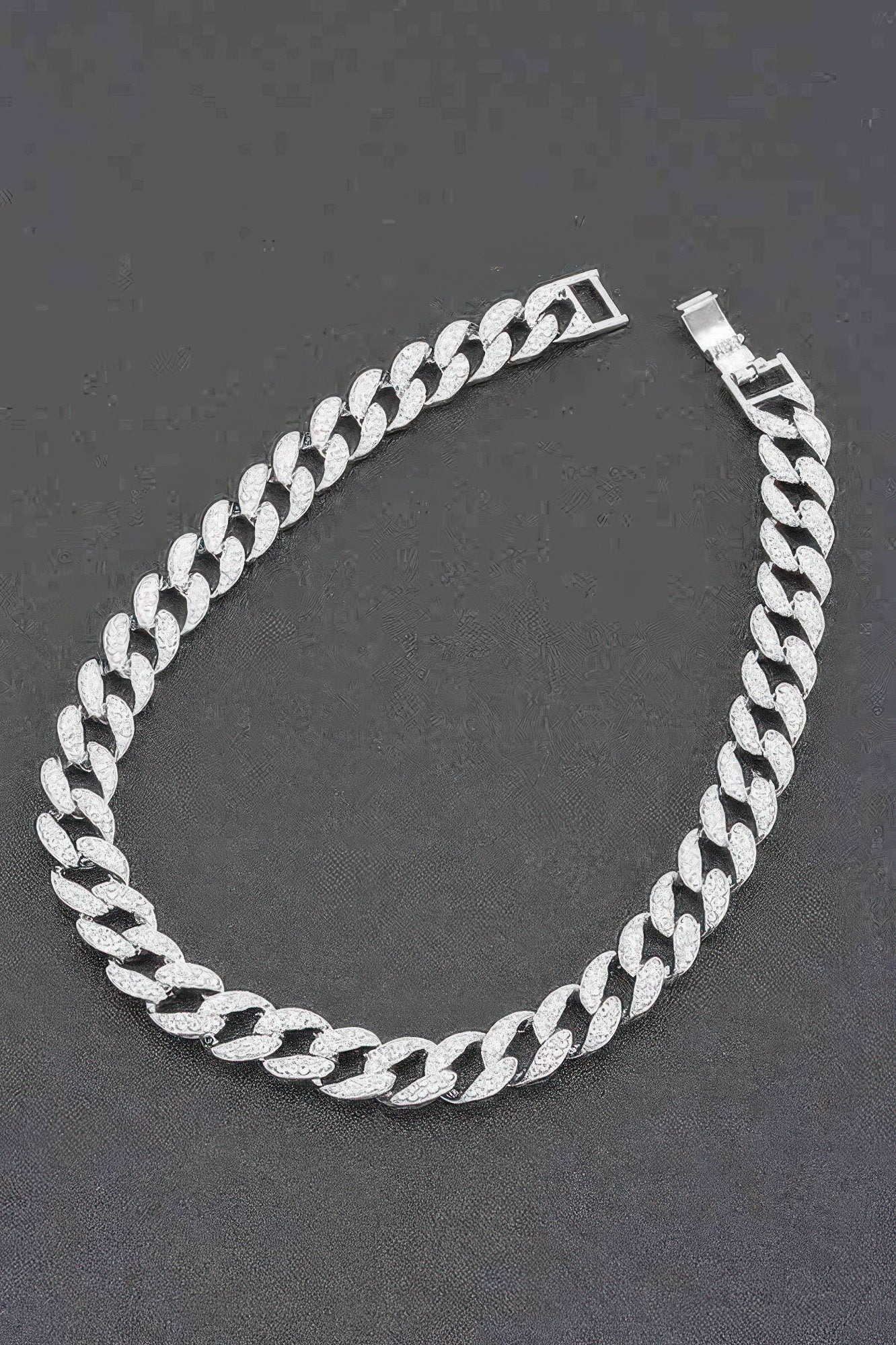  Women's Necklace HELL'S KITCHEN New Collection Prêt-à-Porter BYMANYC ® New York  NYC Wholesale Boutique Inventory - No MOQ & Ready to Ship