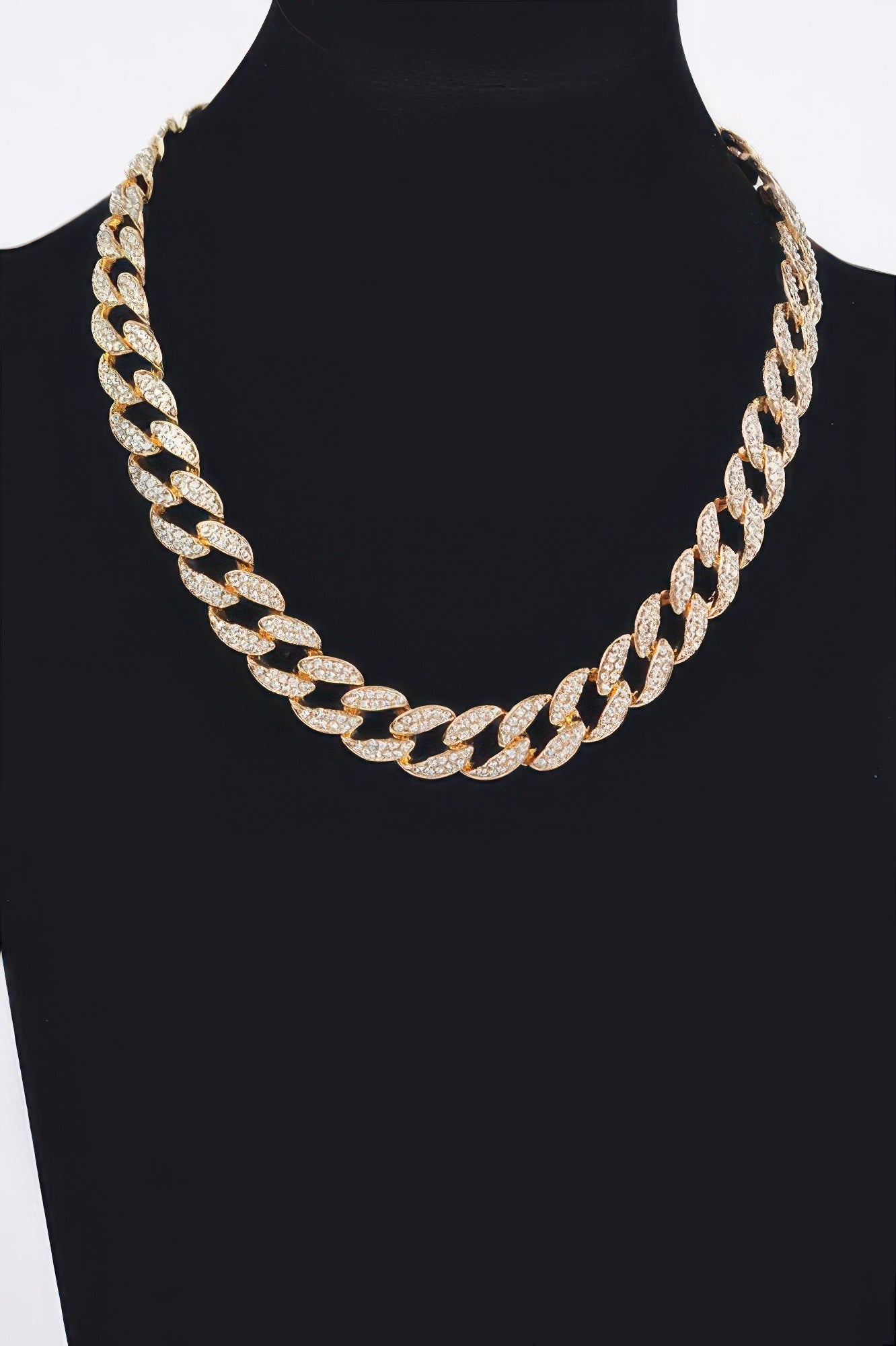  Women's Necklace HELL'S KITCHEN New Collection Prêt-à-Porter BYMANYC ® New York  NYC Wholesale Boutique Inventory - No MOQ & Ready to Ship