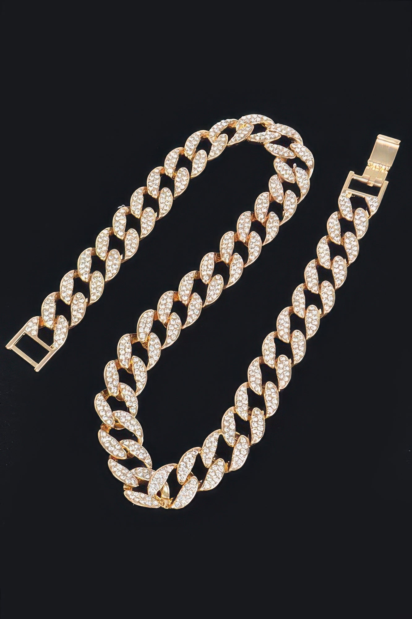  Women's Necklace HELL'S KITCHEN New Collection Prêt-à-Porter BYMANYC ® New York  NYC Wholesale Boutique Inventory - No MOQ & Ready to Ship